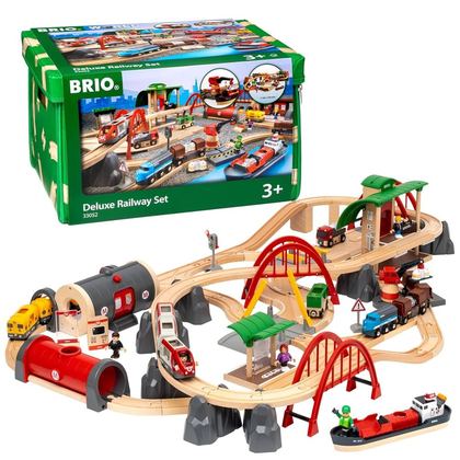 BRIO World - Set Ferrocarril Deluxe, Ferrocarriles, Set de Construcción de Madera, Tren Juguete, Juguetes Niños 3 Años o más, Juegos Educativos 3 Años
